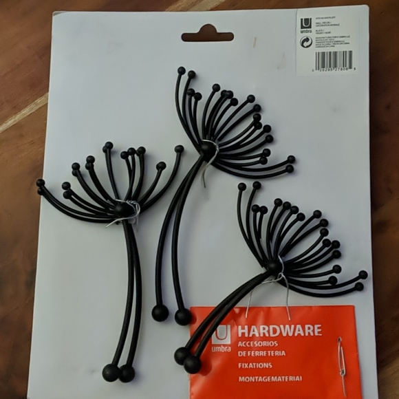 Umbra pluff wall decor - Picture 2 of 2